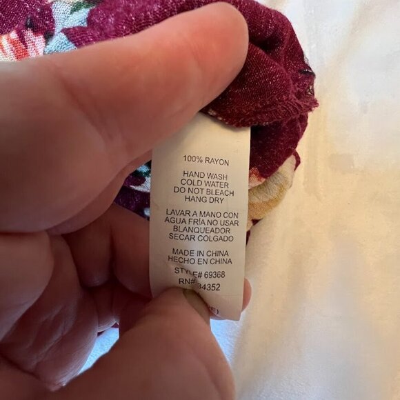 Ambiance Lightweight Romper Size L - Picture 6 of 6